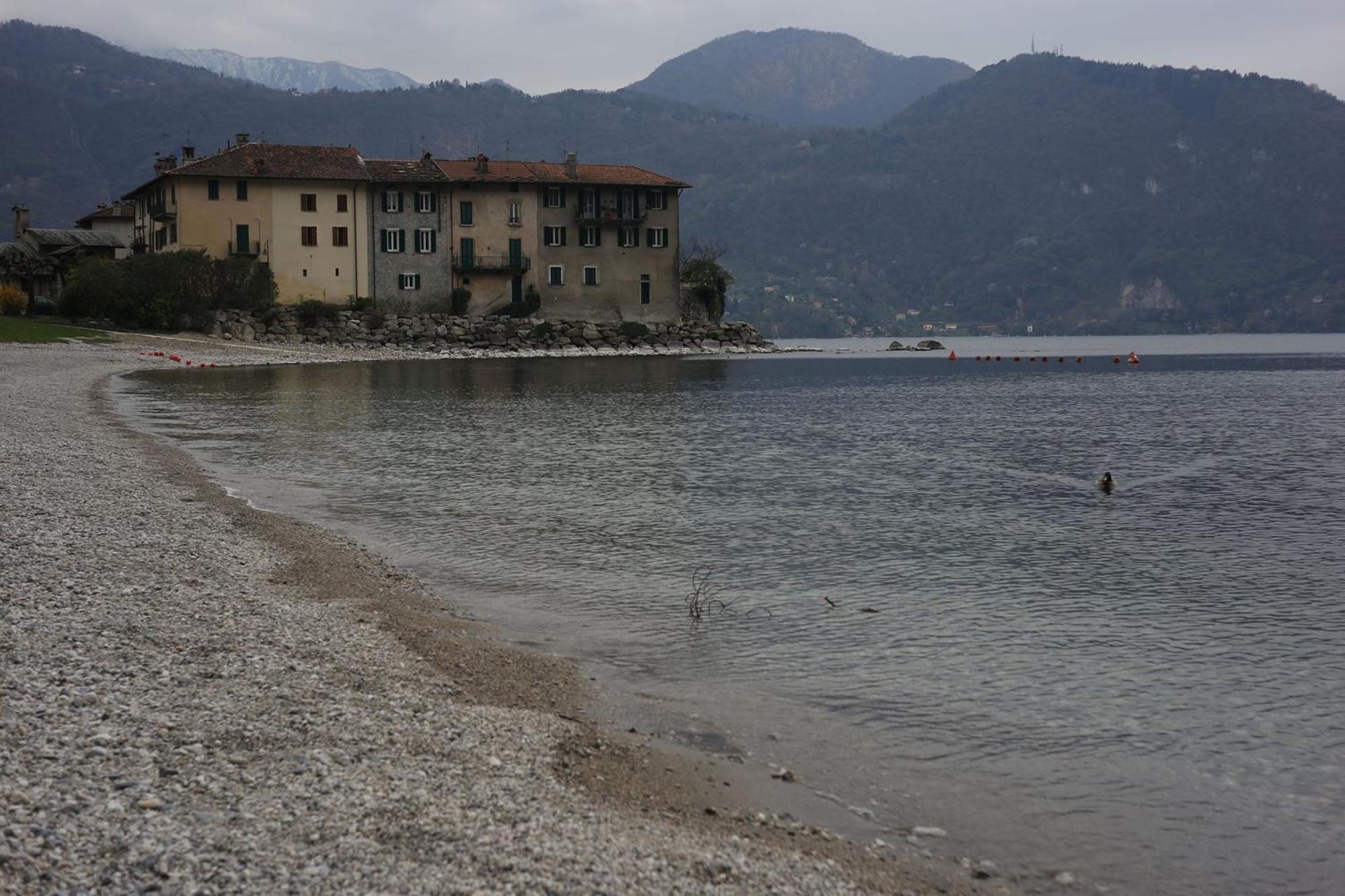 Villa Rosi Lierna Luaran gambar